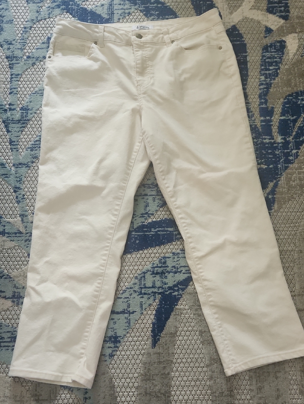 d. jeans Off White Straight-Leg Women's Jeans